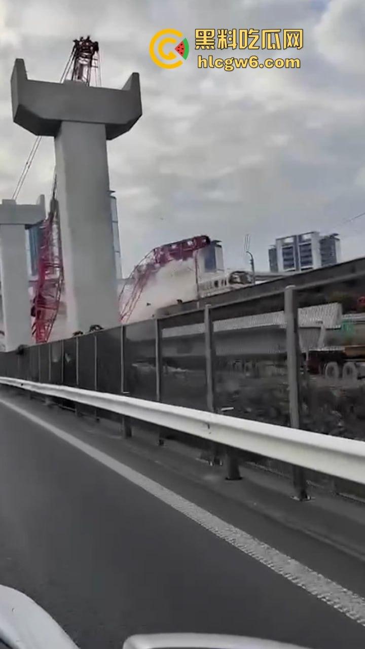 一生捅的最大的篓子！上海地铁1被工地上塔吊侵线砸停 工地项目负责人面临数亿赔偿 天塌了！-4