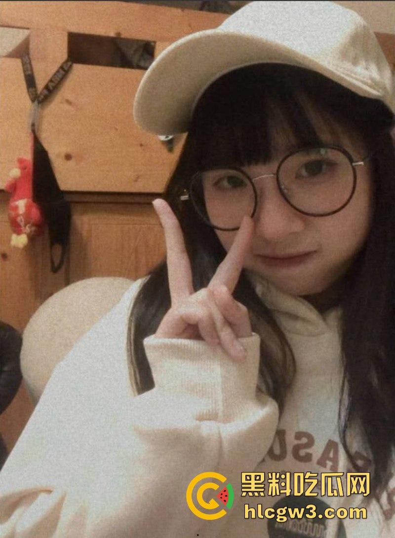 温州绝密人妻出轨名单独家流泄 谁家老婆榜上有名？绝美人妻化身骚鸡抖臀露奶分腿求精场面一度炸裂！-9