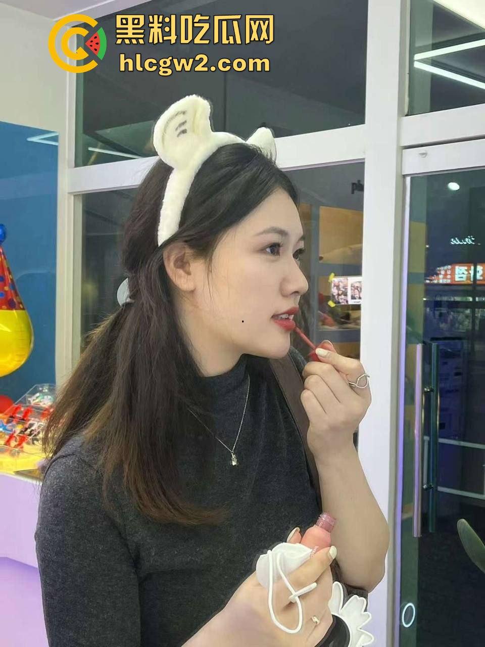 瓜友约炮隔壁邻居【幸如梦】稳定炮友颜值在线 想要就约 开房叠一炮 各忙各的不粘人 小区碰到还装不认识！-4