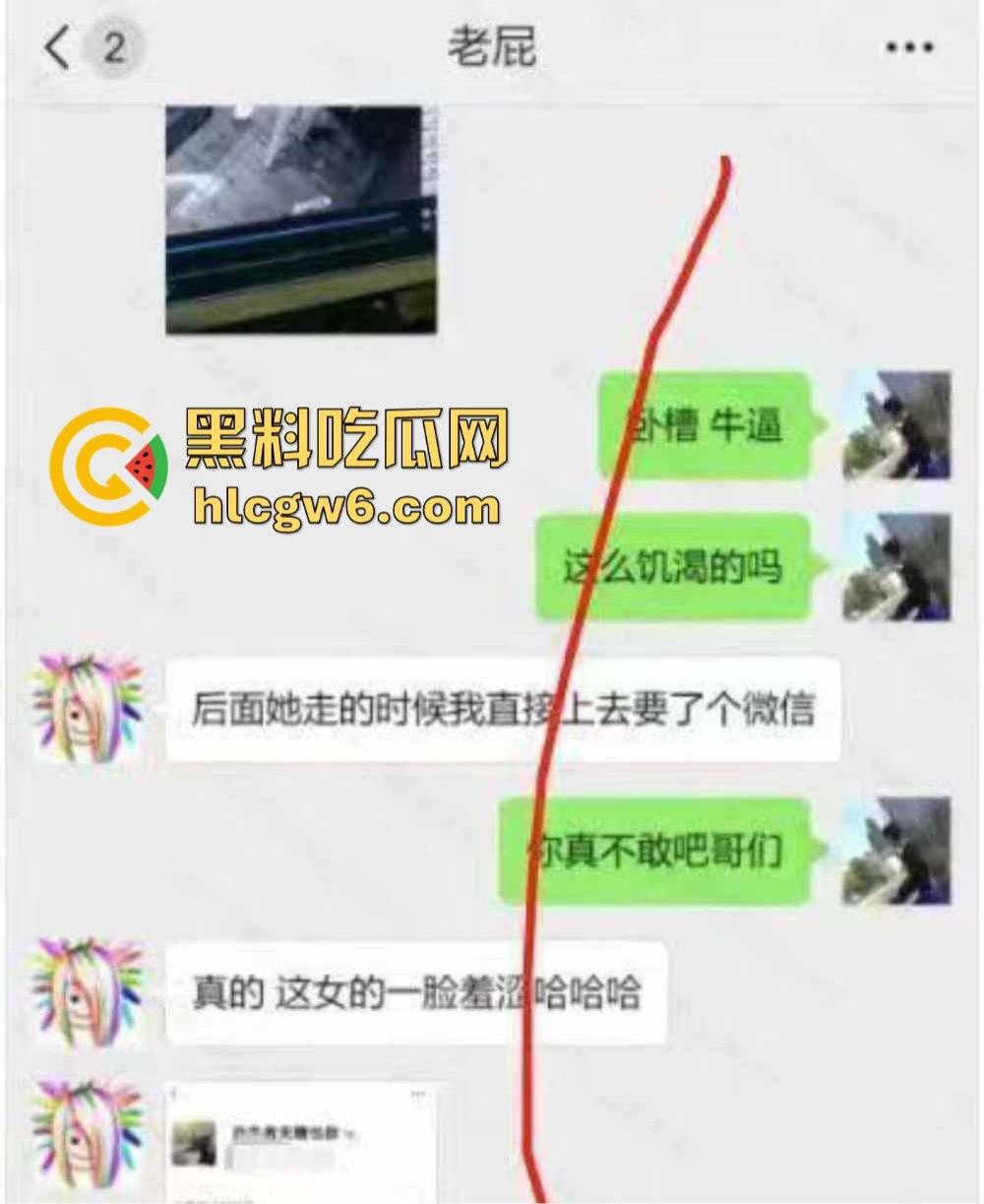 KTV小姐包厢内寂寞自慰全程被拍,无人点单逼痒难耐,一边看小电影一边摸,真怕她拿麦克风塞逼?-1