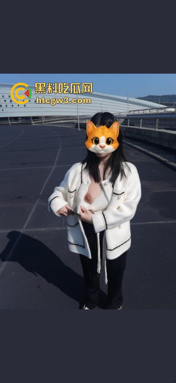 绿帽娇妻初养成 【白栀夫妻】调教淫妻 大胆露出勾引单男 后庭开发母狗圣水洗脸玩到飞起！-8