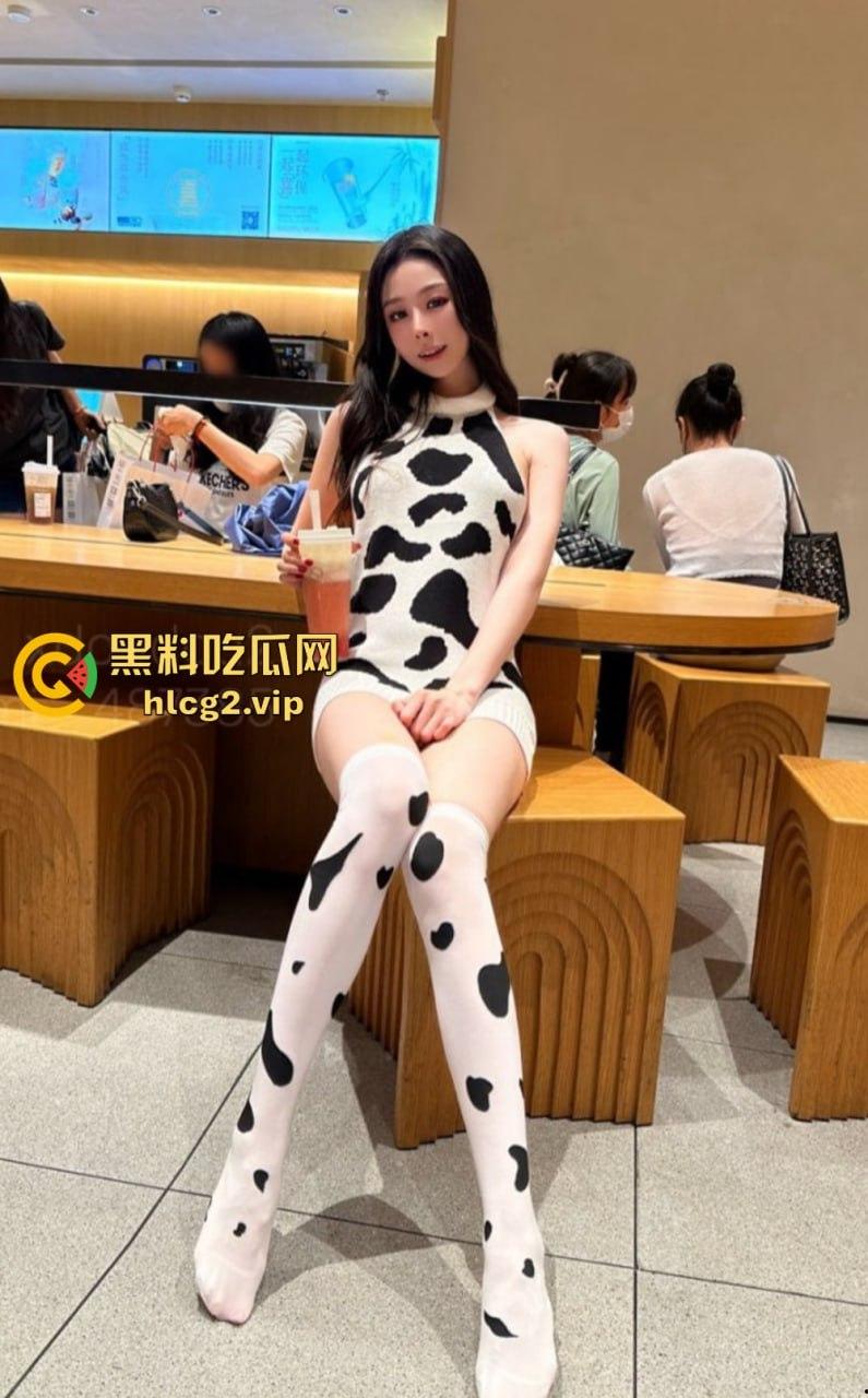 秀人网顶级露出『 逗逗』再爆新作！河边露出大长腿太撩人，盲人推拿让她湿成一片！-26