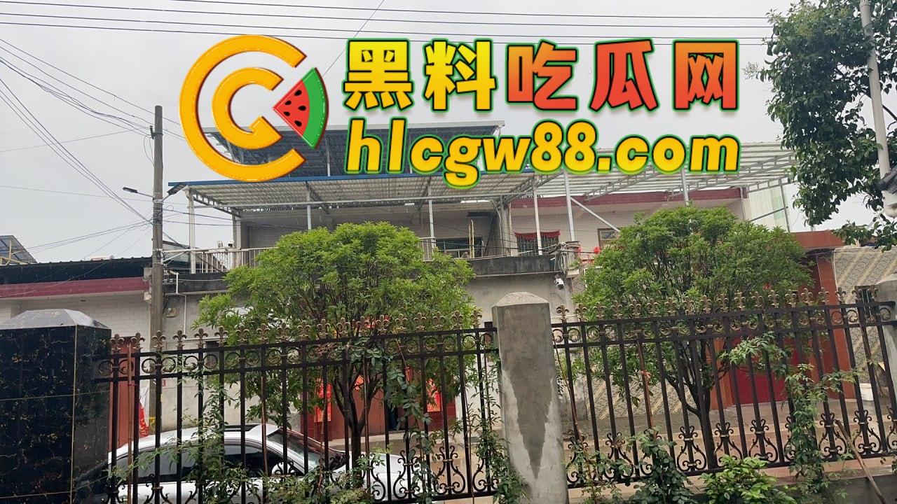 西安故事会『 孔祥奥』吸毒操逼大爆料,白富美皮气奴芯,几罐气就张腿让人干烂,去泰国玩当着警察的面还在吸!-18