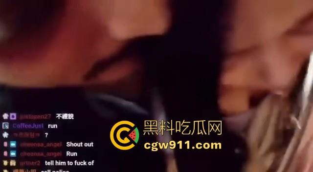 性感可爱外网主播街头直播遭遇印度哥们性骚扰!在地铁狂揉狂摸,这要是在他老家直接无套内射了!-8