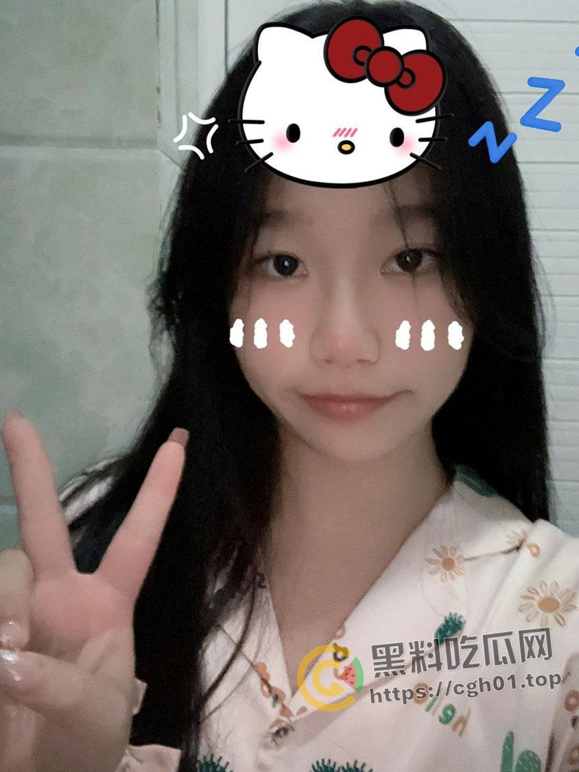 集美大学女大学生重磅流出！冰山御姐的反差另一面 男友视角的粉嫩母狗-1