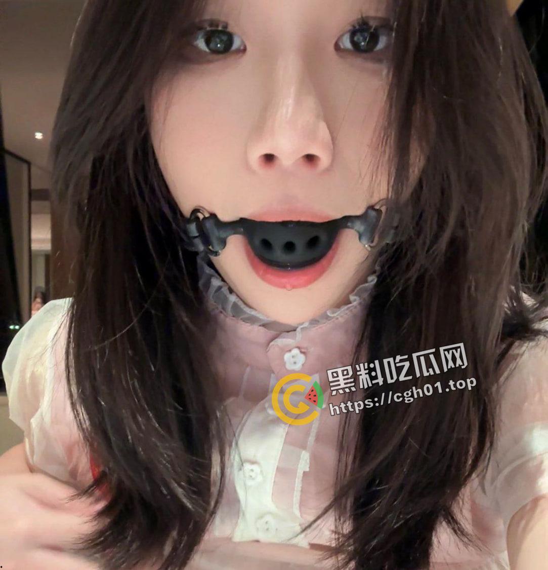 集美大学女大学生重磅流出！冰山御姐的反差另一面 男友视角的粉嫩母狗-72