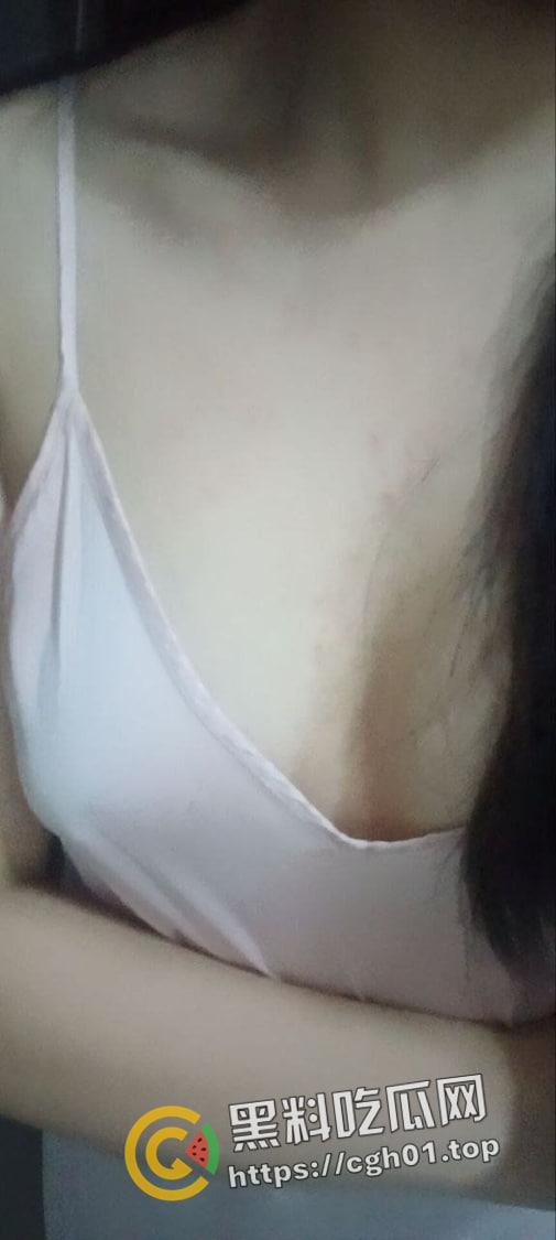 集美大学女大学生重磅流出！冰山御姐的反差另一面 男友视角的粉嫩母狗-73