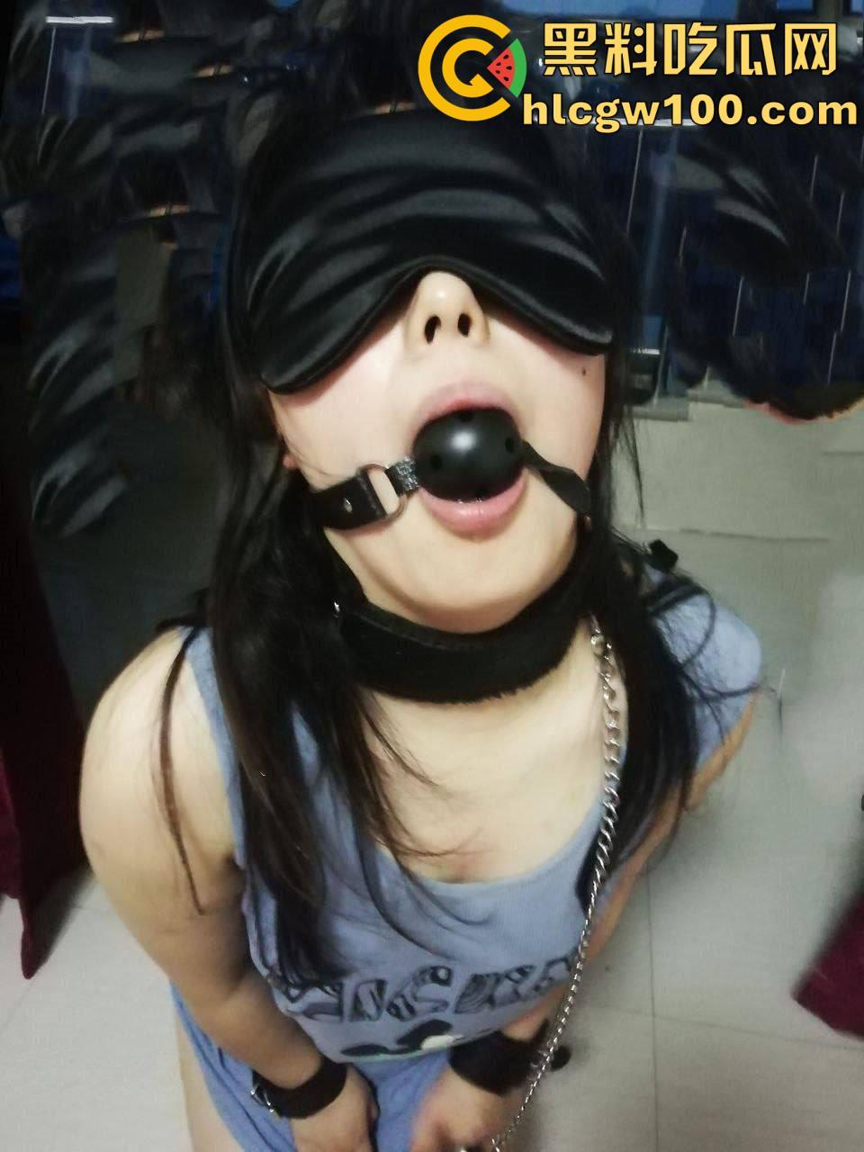 绿帽情节的老公投稿自己的反差骚逼老婆，从18到28从懵懂少女变淫荡人妻细数恩爱十年-71