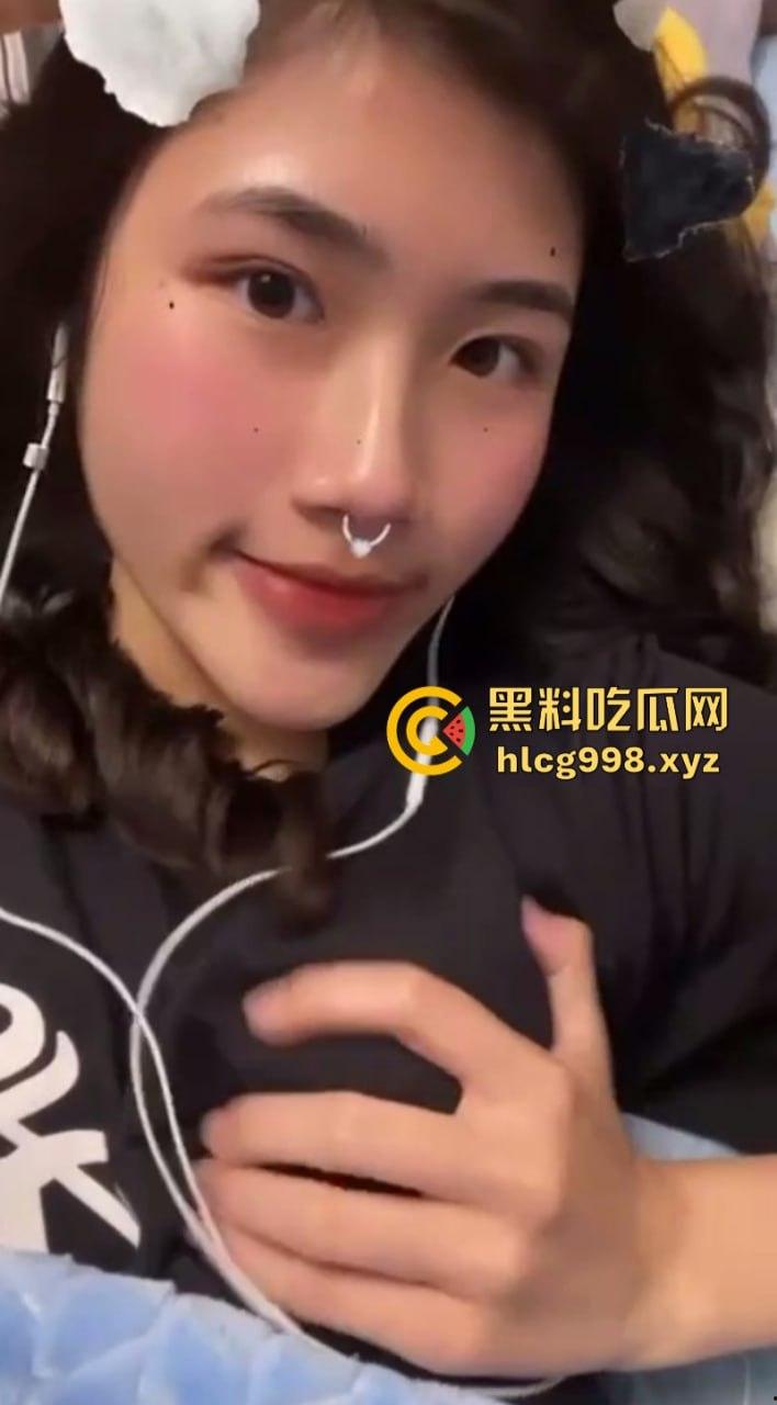 清纯甜嫩美少女暗藏着母狗DNA 大同师范【孙雅茹】宿舍里偷偷接受网友调教 尺度挺大-7