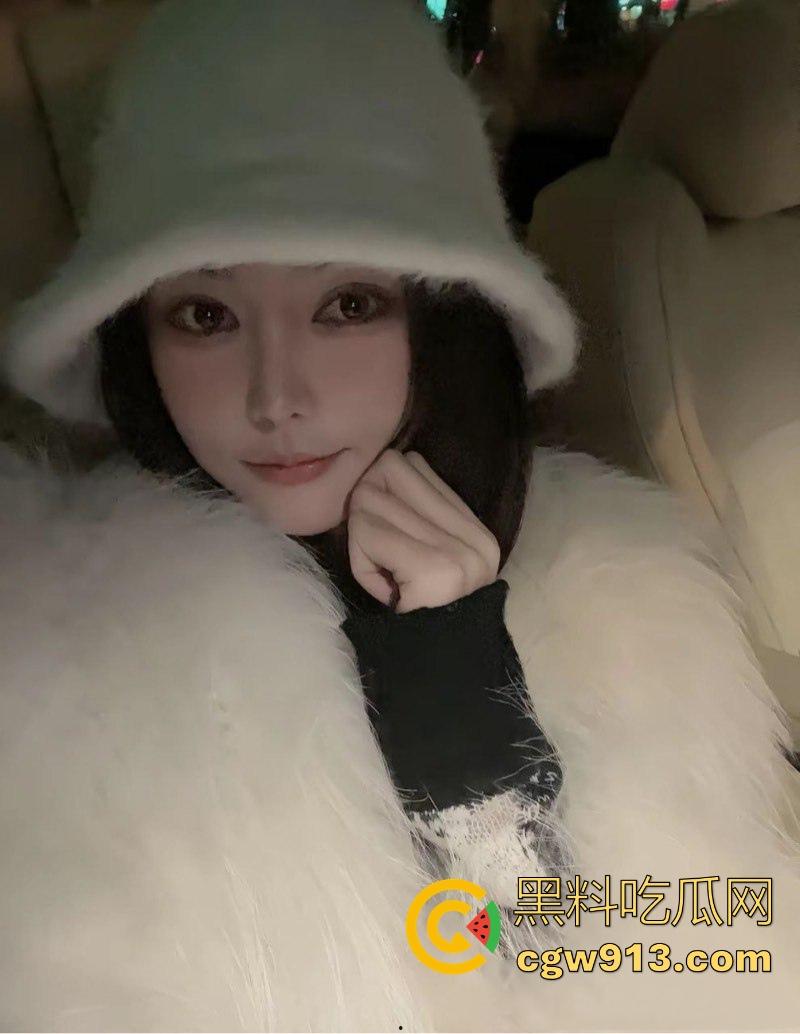 抖音御姐网红【萨琪拉不姓萨】榜一大哥重金包养，S级曲线细腰翘臀，被爆操大骚逼，私密性爱视频泄露！-7