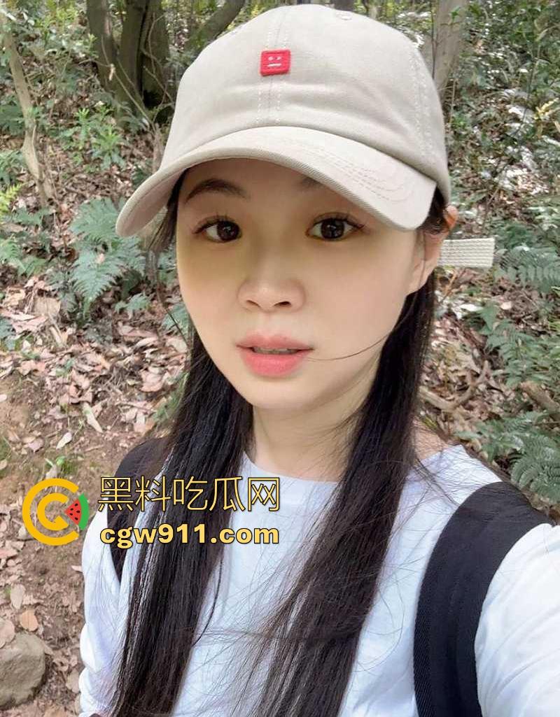 女博士也有性需求的!河北工业大学博士生【张筱艺】,骑乘榨精小男友,做爱来缓解学习压力!-2