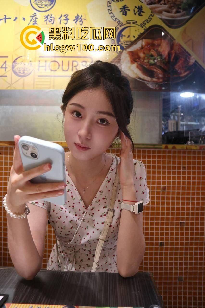 湖南大学清纯学霸【李婷】调教视频流出,极品美艳反差,乖乖女沦为胯下母狗!-1