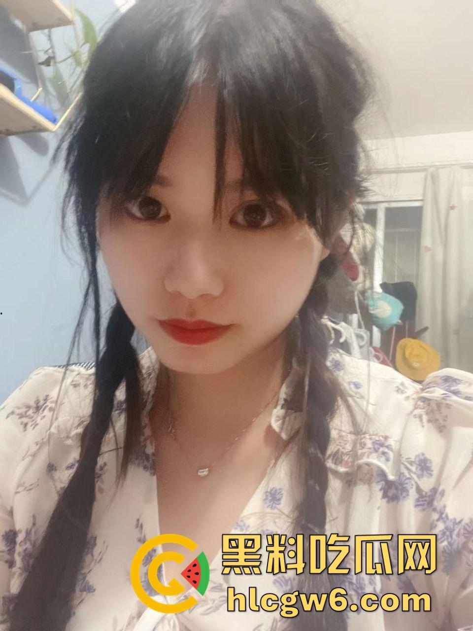 销售冠军到底怎么来的?重庆女销售『李莉』为拿单陪甲方喝到崩溃,甲方抠逼直言吃鸡口爆就签单,执行力直接拉满!-4