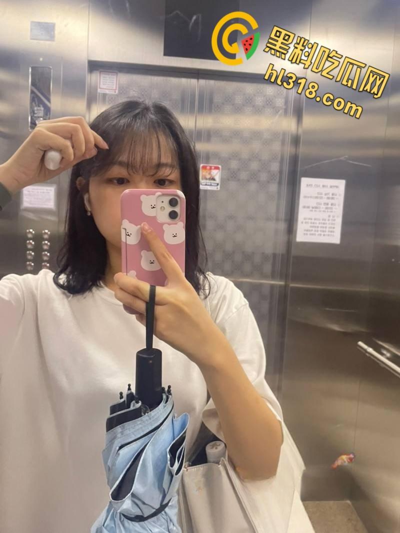 韩国极品女大学生【梨花江】，中国旅游乱情记，与多名男子激情口交，后入狂插骚逼内射 !-2