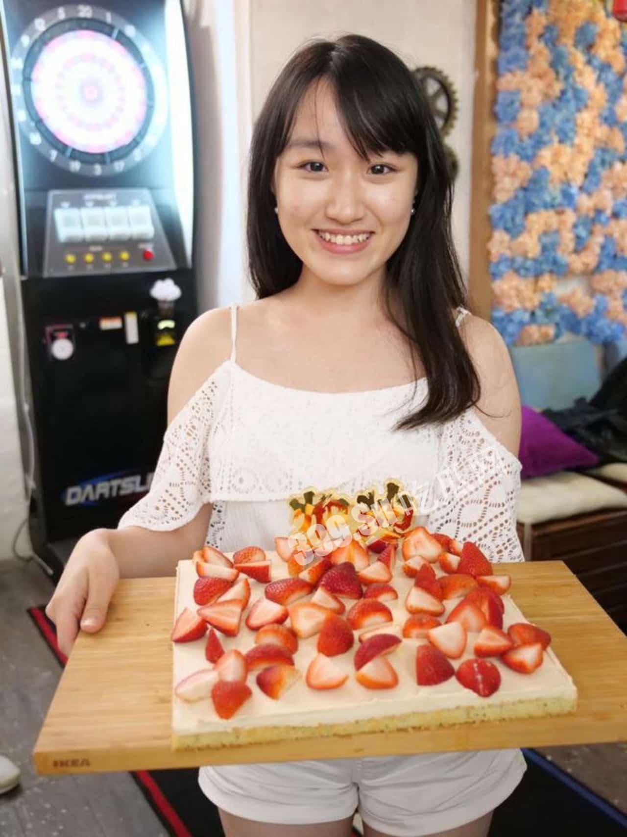 童颜巨乳 台湾前区议员 梁凯晴刑满出狱 回乡全裸直播被网民发现-1