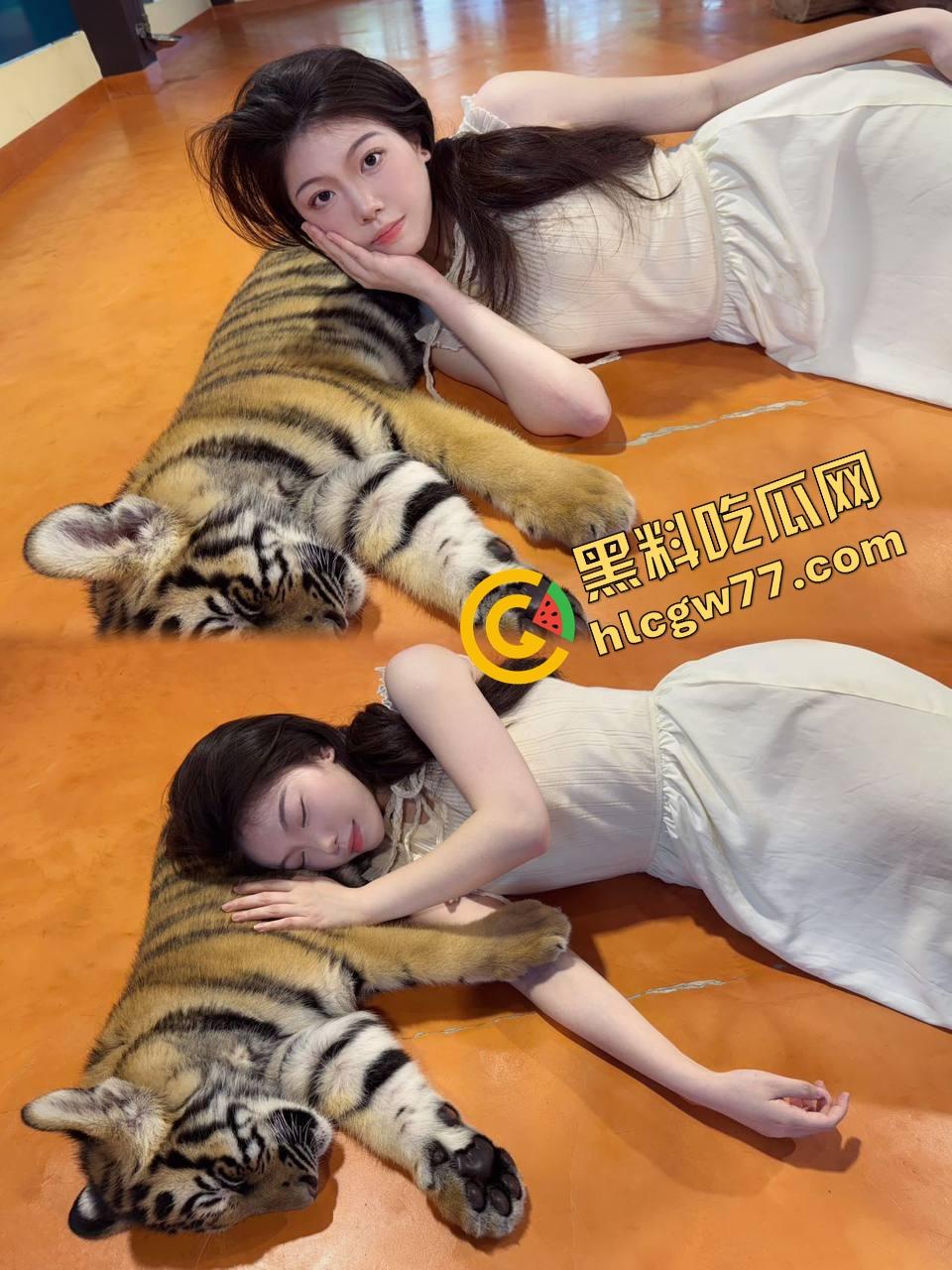 呼市鹏辉地产『杨梦琪』出轨私拍曝光,私下撩骚被老公发现 忍而不发揭露黑料,骚母狗撩客户颜射一脸!-7