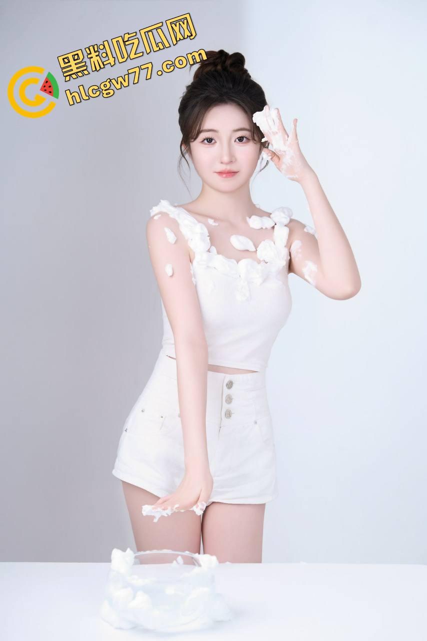 海角乱伦大神周末电竞酒店迷陷亲妹石榴裙,强吻抠抠坑偷偷拔套狂射粉逼,菊花被粗棒捅烂浪叫如狗!-4