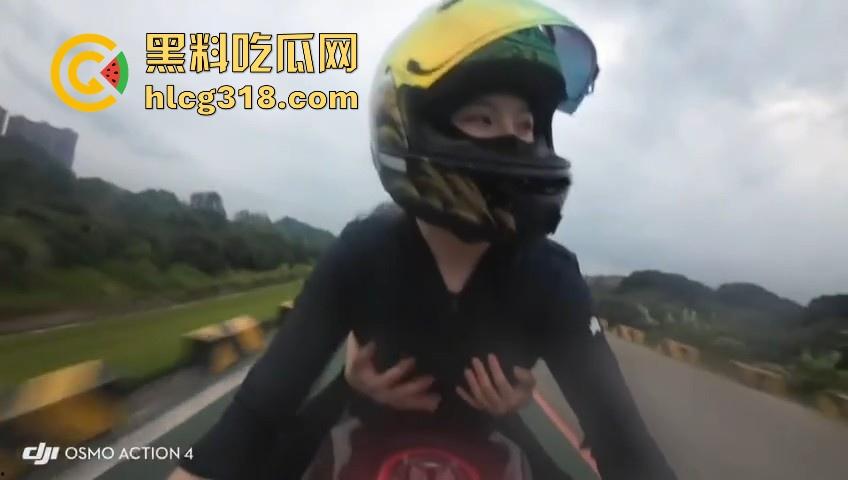 跟极品女车友酒店探讨改装车知识,颜值超美清纯女神被后入猛操,你刚刚不是很不让摸嘛!-4