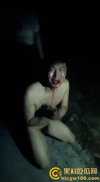 上海市番禺路健身房30多名员工集体被卖到妙瓦底敲键盘。女的送去红楼学习开火车-38