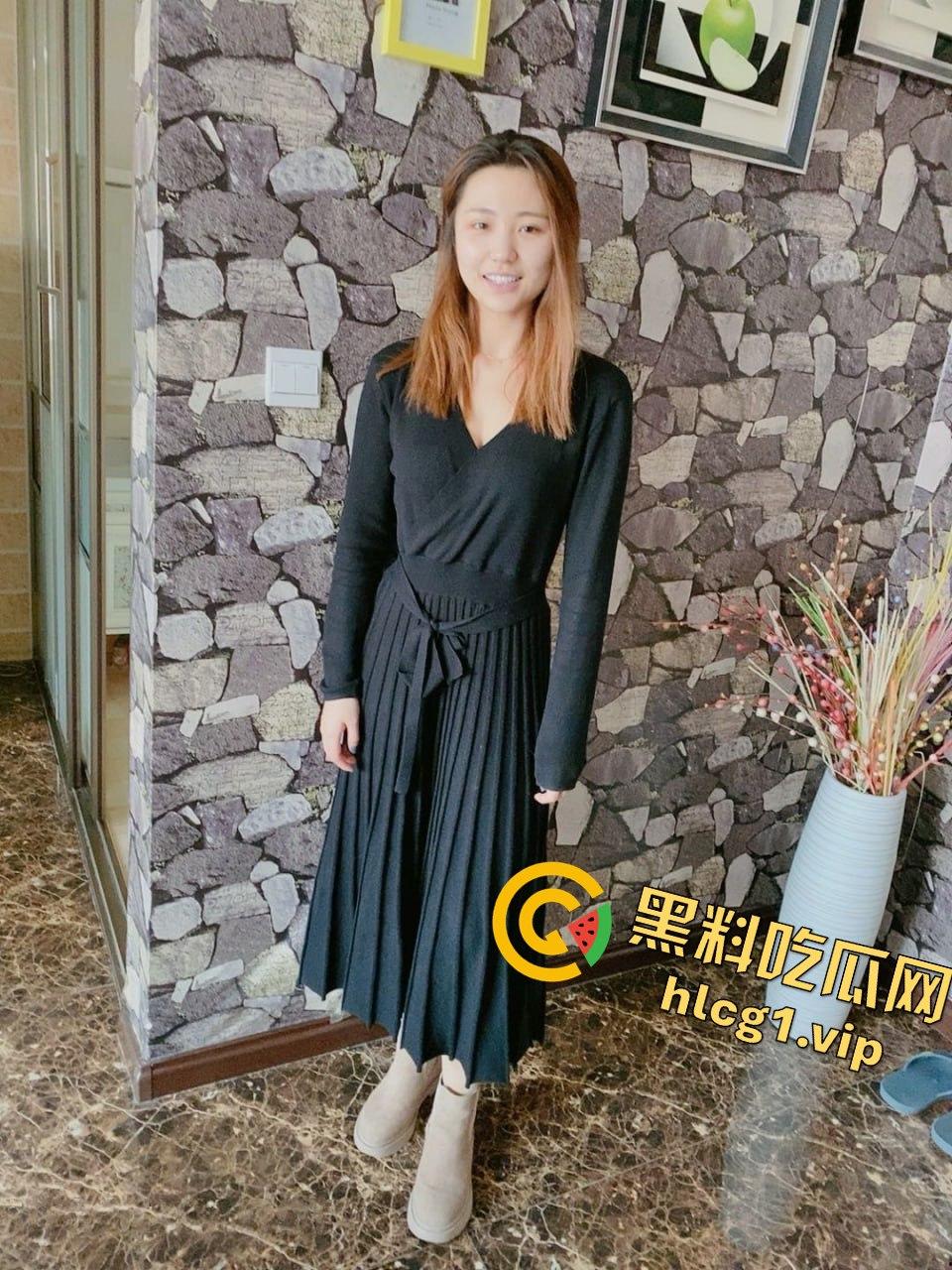 99年宁夏传媒学院美少女李婷啪啪自拍流出!大波嫩妹口活女上,反差婊的极致享受!-9