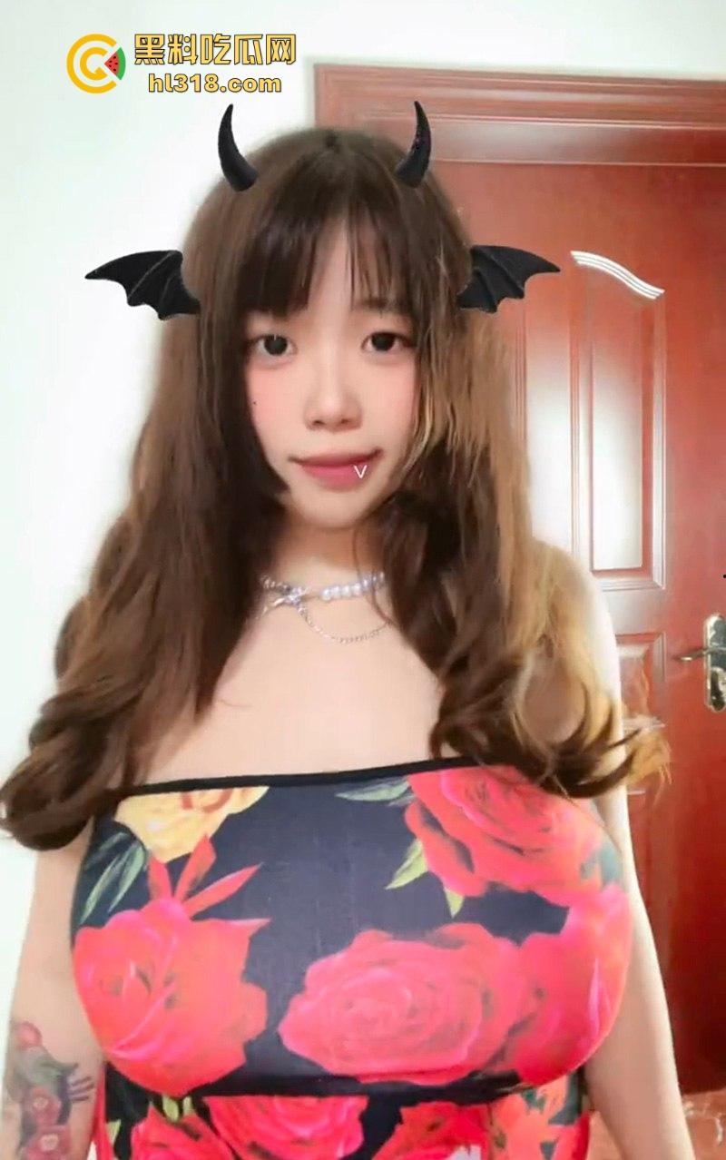 长沙微胖幼师【秦心怡】性爱视频曝光,超级淫娃喜欢约炮的微型坦克,巨大豪乳无比诱惑!-3