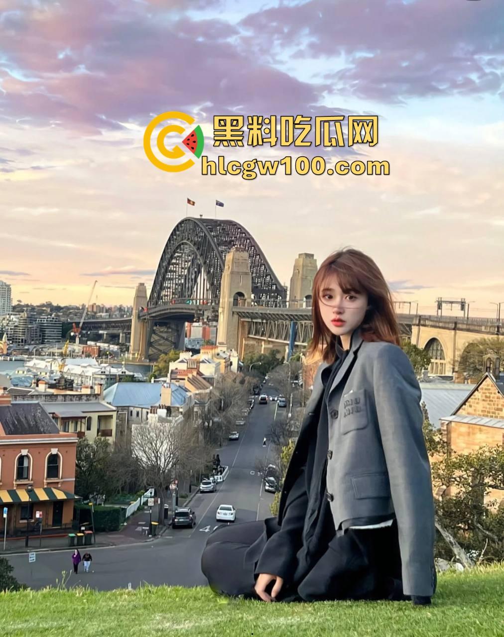 海南政协常委『张泰超』五妻生活奢华曝光,26岁小老婆豪宅震撼人心 一面墙的茅台20万马桶 大老婆还能怎么壕?-4