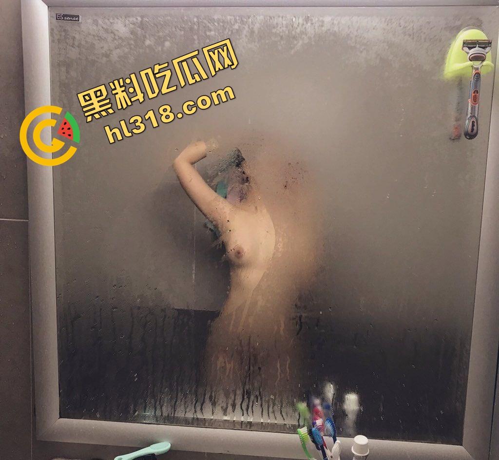 贵港幼师婊『陈雪』教学服都拿来当情趣装，白天哄孩子，晚上喊我猛操到哭，老公一点都不知道！-13