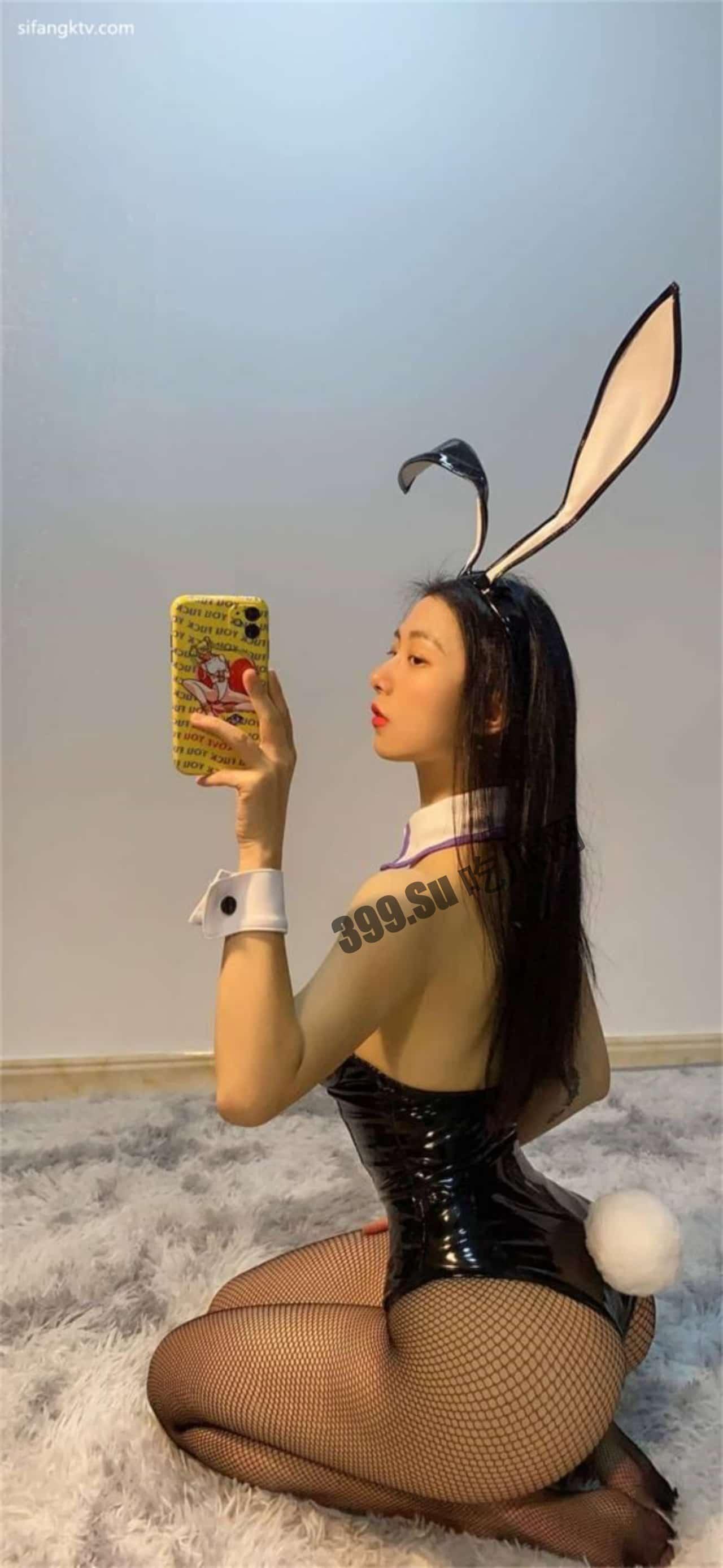 #抖音 #微密圈  80万粉丝 #俏妞 #蜜桃臀女神  美照视频集锦-13