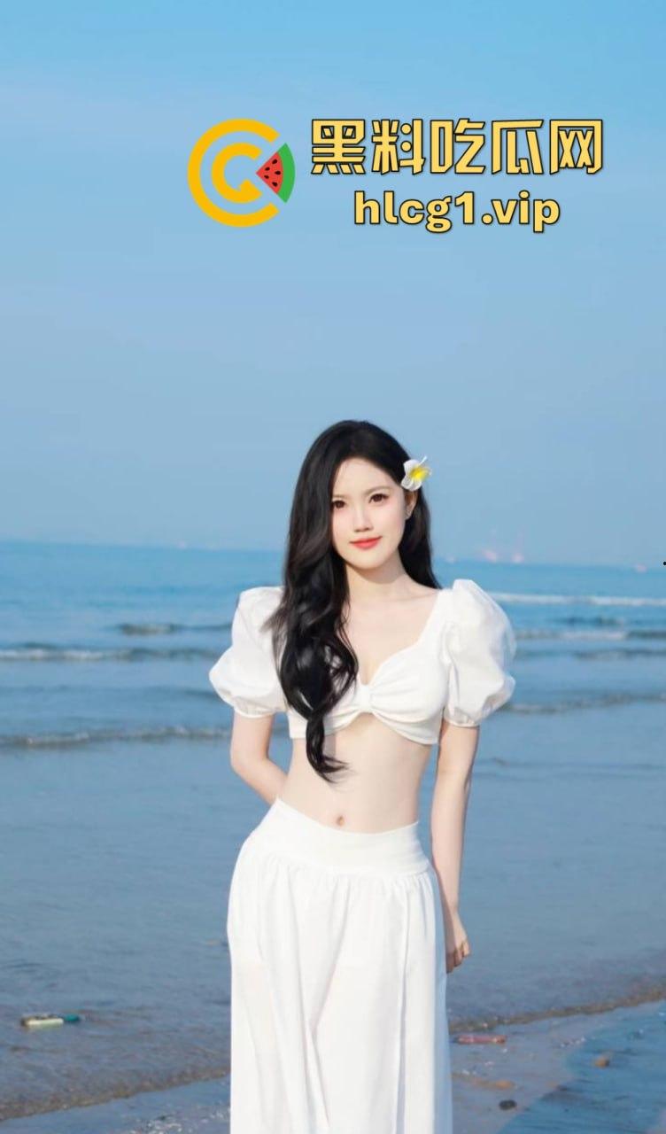 山东快手网红‘甜酱菜’直播露点录屏泄密!黑色情趣内衣下的性感诱惑曝光!-2