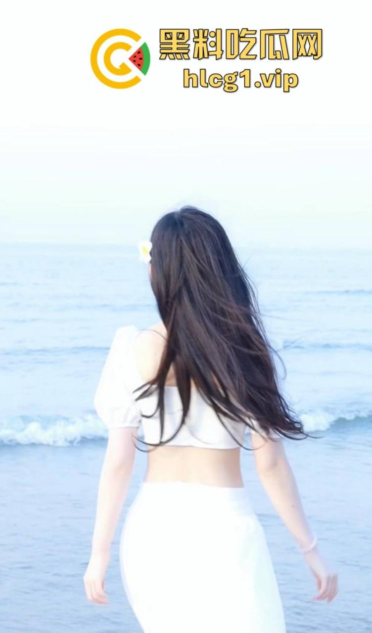 山东快手网红‘甜酱菜’直播露点录屏泄密!黑色情趣内衣下的性感诱惑曝光!-3