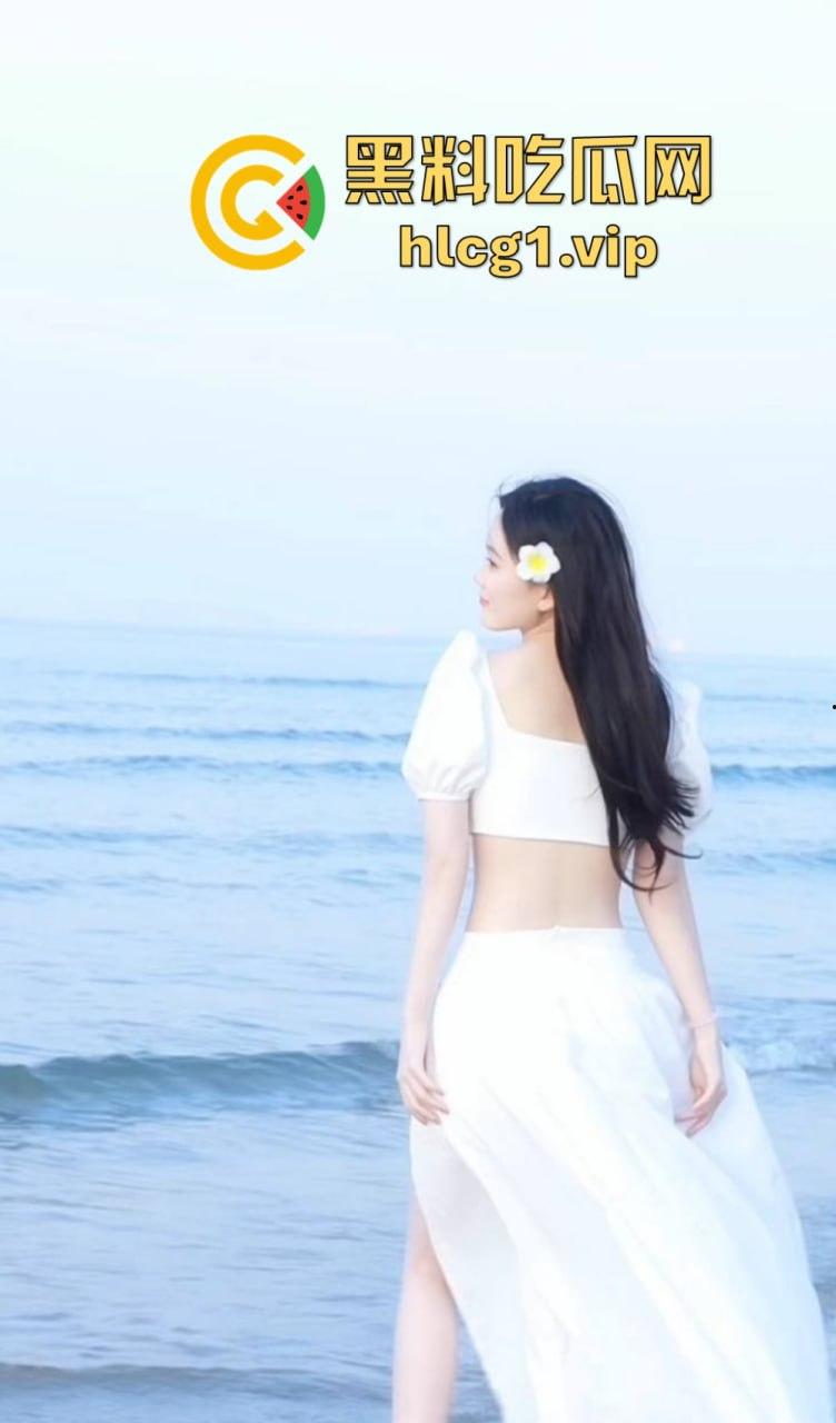 山东快手网红‘甜酱菜’直播露点录屏泄密!黑色情趣内衣下的性感诱惑曝光!-4