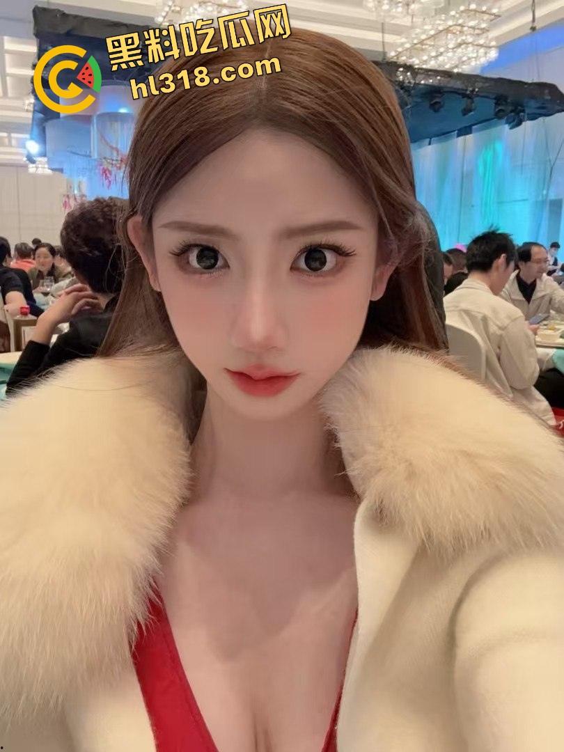 双穴充气扩张直接升华，嘴巴奶子逼全塞满，三个洞都被撑得鼓鼓的，充实到连呻吟都喊不出来！-2