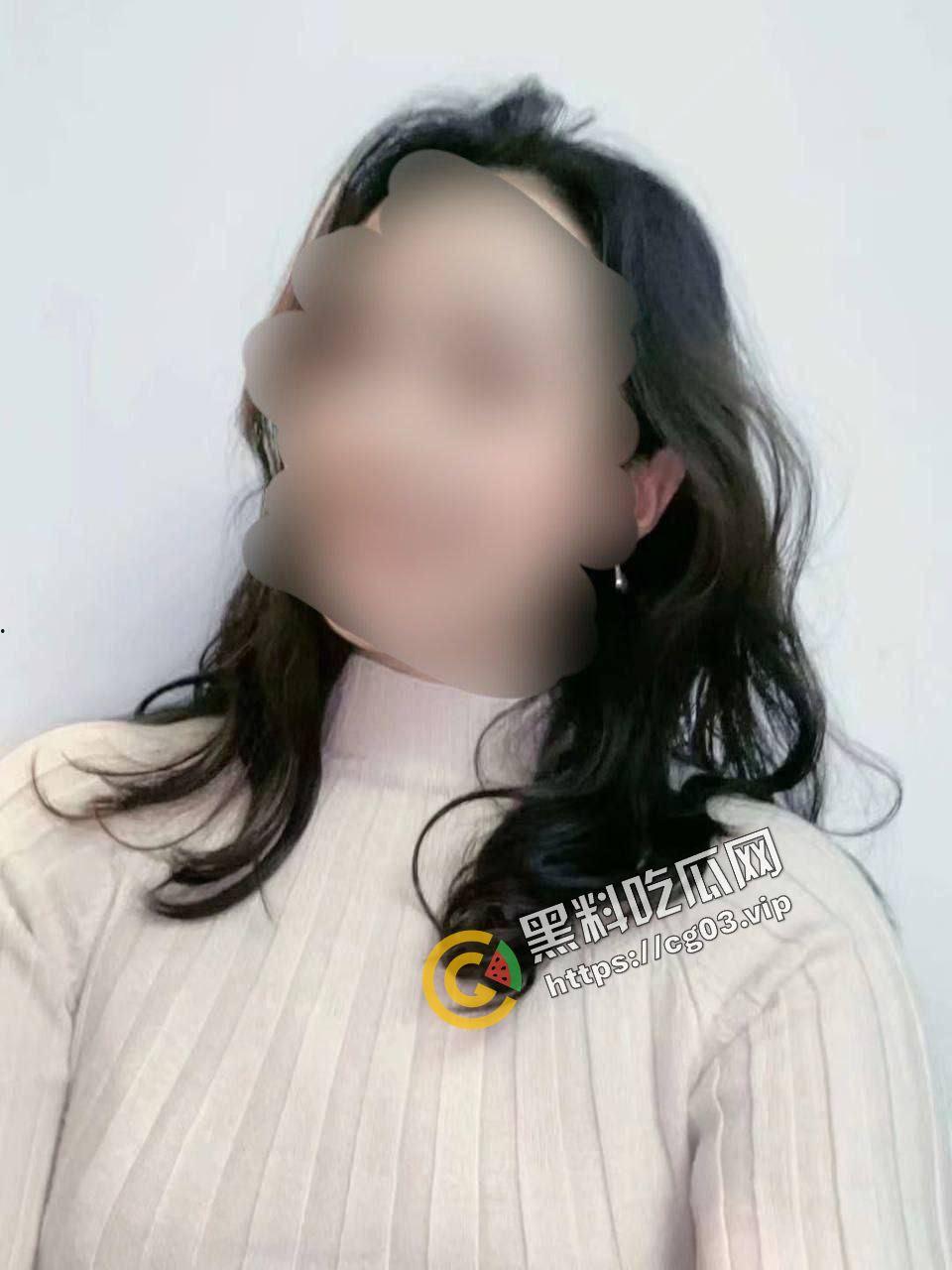 炸裂的师生恋！美术特长生长期约炮老师 就喜欢老炮架子-1