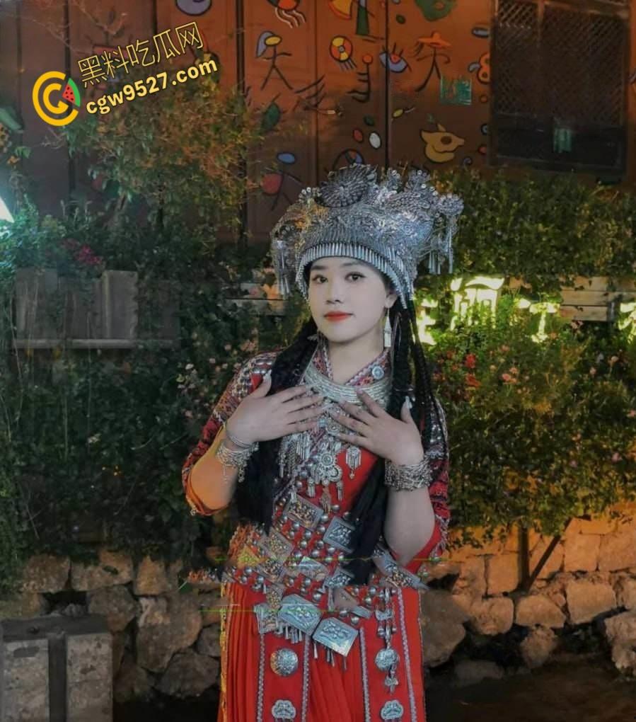 云南破瓦村哈尼族 【张者芬】，结婚前一天被炮友曝光性爱视频，全程露脸实拍，简直不讲武德 ！-5