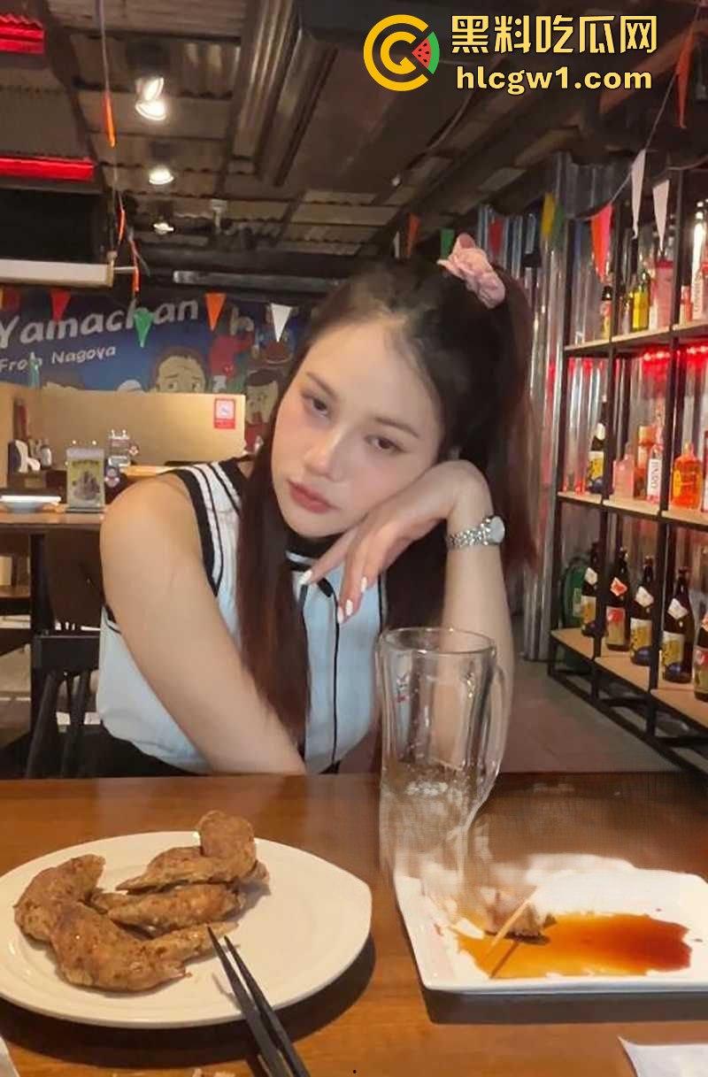 台湾骚水娃【Bella贝拉 】最新作品AJ女神 模特身材天使脸蛋各种姿势抽插内射！-5