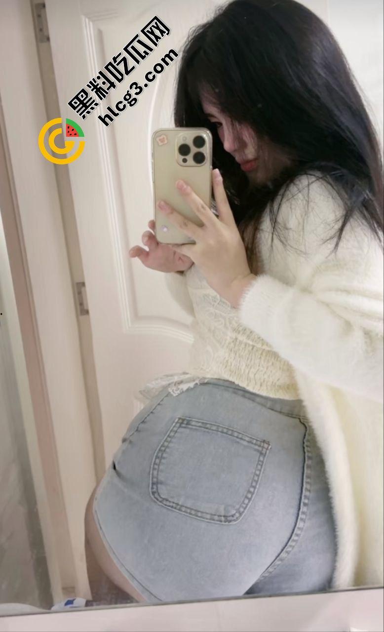 抖音飒气气质反差婊『在下小羊』露脸露奶抠逼骚舞 献给各位金主观赏-4