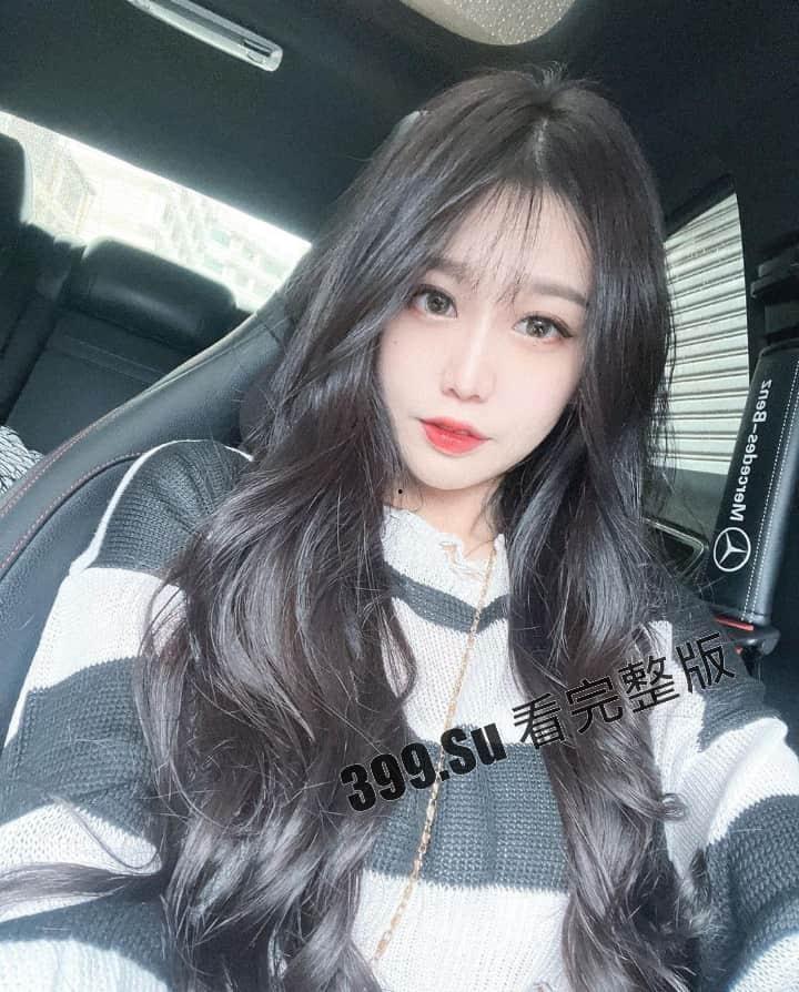 台湾 极品服装店 美乳老板娘 和男友私拍视频流出  在公共厕所做爱不敢发出声-4