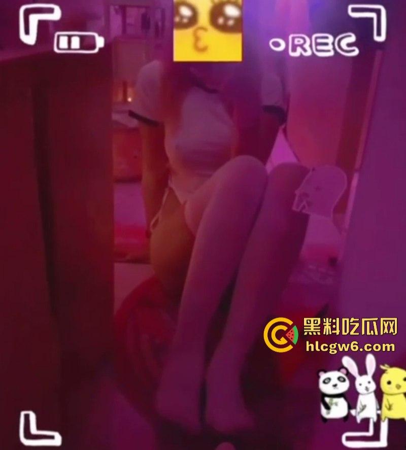 高颜值反差御姐骚货纹身网红【熊熊】与男友啪啪自拍泄密流出 娇小身材爆乳十分性感!-4