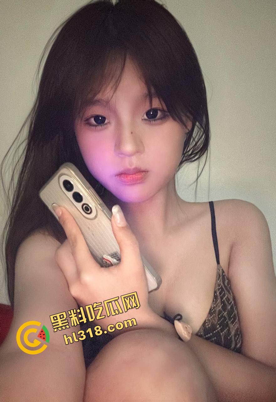 南宁极品人妻『刘宁娜』酒店偷情被爆操,身材骚得没话说,深喉强制爆口一条龙,人妻就该狠狠征服!-1