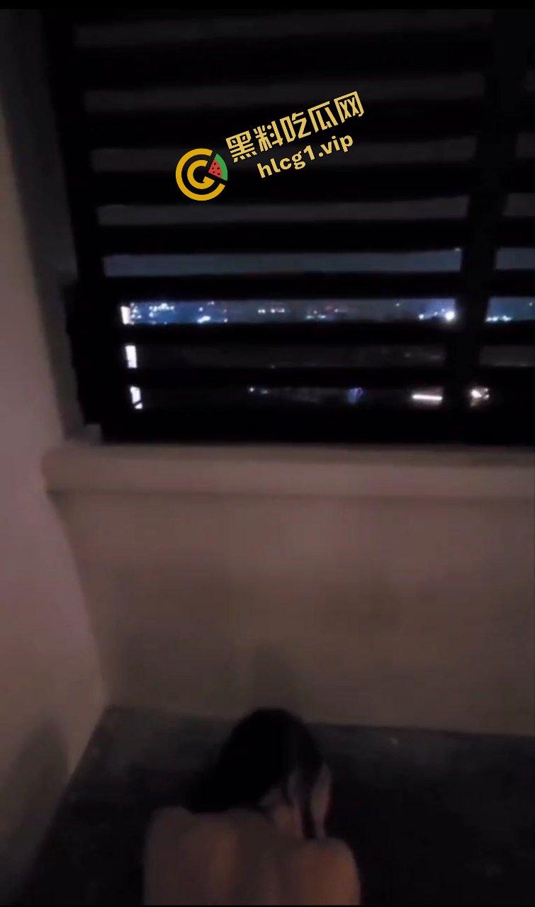 大神约操高颜值黑丝女神，白虎无毛嫩逼，一级顶尖炮架，这钱花的值！-3