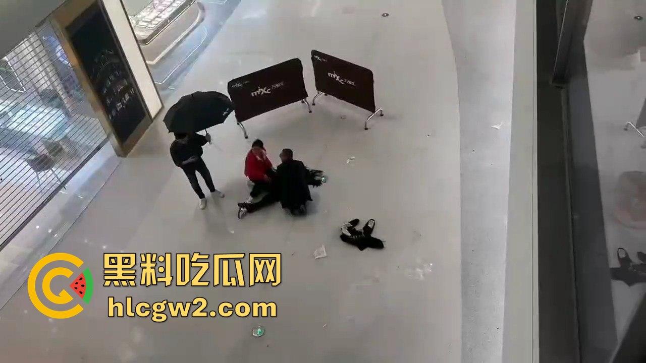 济宁新开商场小女孩从四楼坠落,不幸离世,疑因电梯事故酿成悲剧!-9