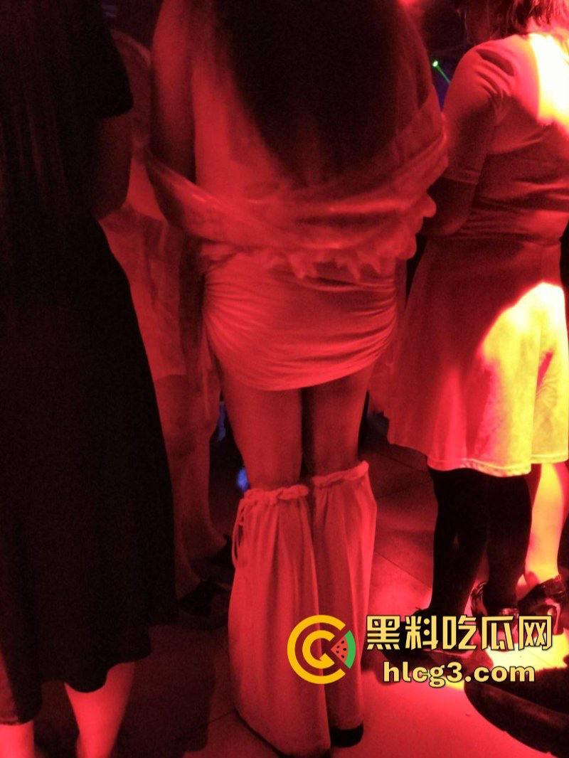 “十元一摸”成都夜生活的性故事 现在知道莎莎舞是怎么玩的了吧！不行了！扶我去成都-7