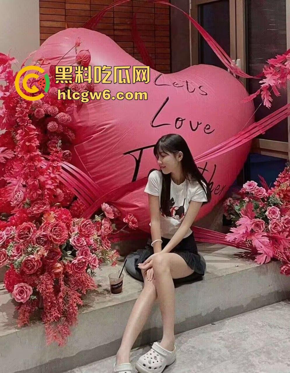 女子灌醉闺蜜给男友当鸡吧套子 摁头深喉撸管当飞机杯 闺蜜喝得烂醉还被内射 这才最佳好老婆!-2