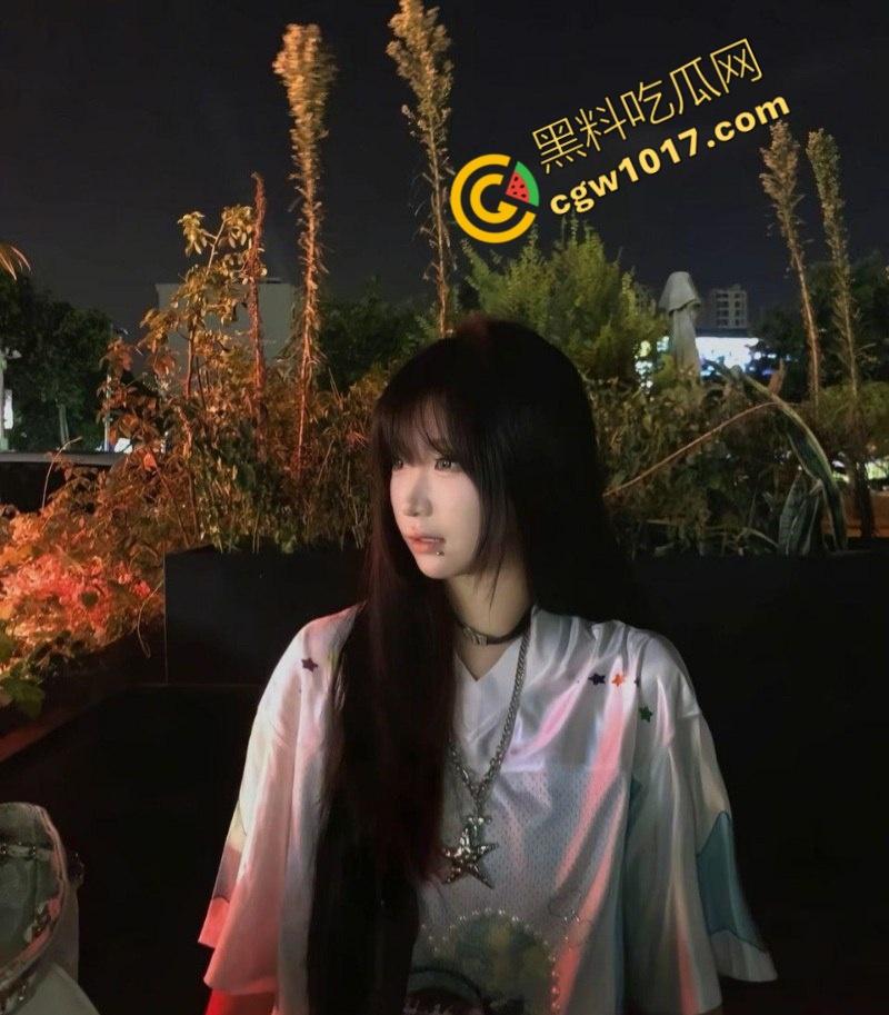 承德医学院高颜值【李静】不雅视频曝光！清纯女神私下淫骚扣穴，白袜足交撩人，后入猛操精液射满臀！-3