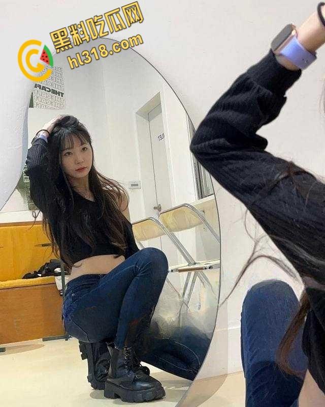 泉州师范学院【黄梦颖】，在学校是清纯高冷女神，私下和炮友床都干塌，馒头白虎逼被干的白浆四溢！-1