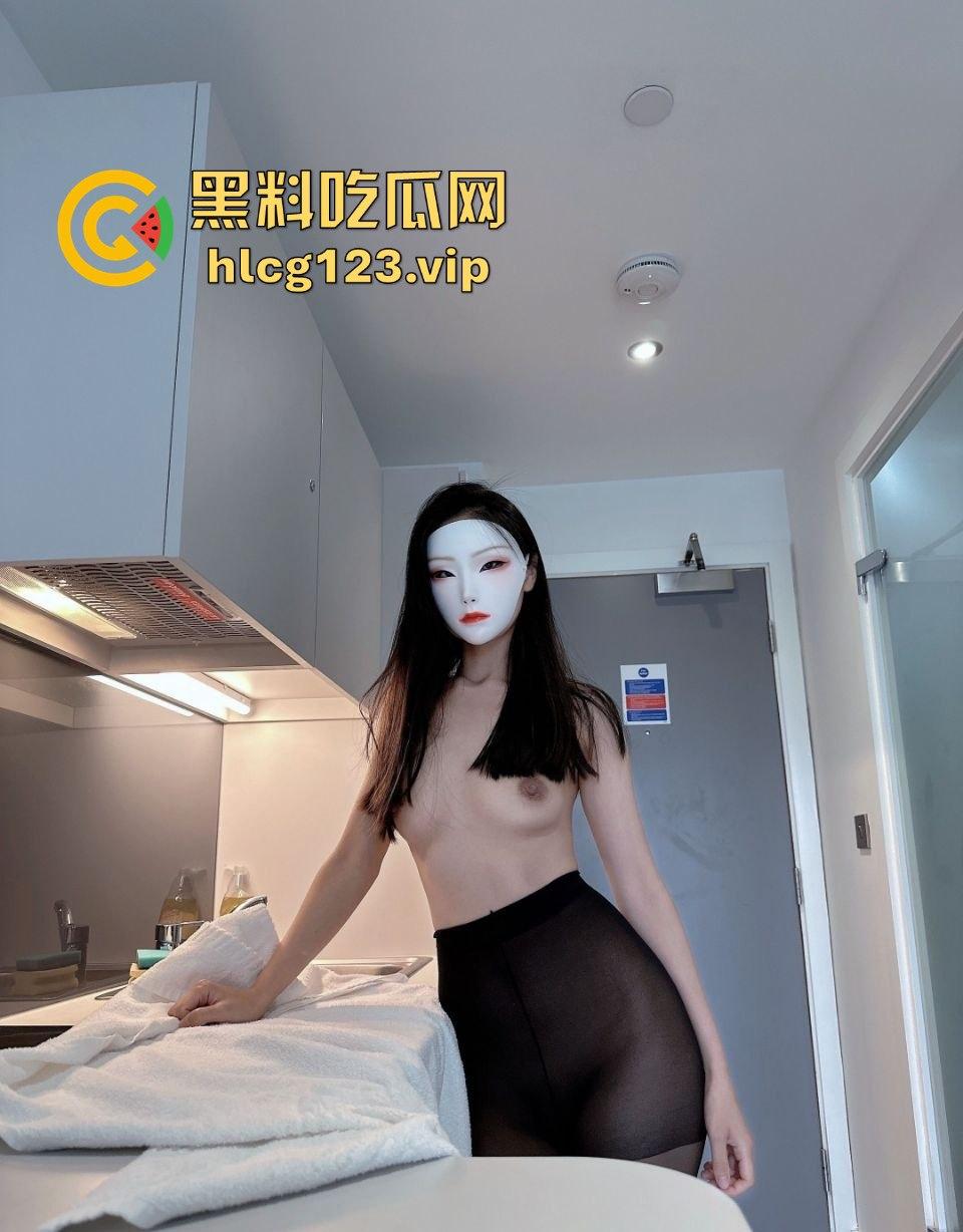 情侣嫩模SadMiss私拍泄密!面具加极品身材,吓人又撩人!-8