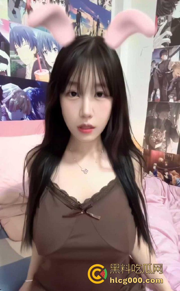 抖音清纯网红【是琪酱吖】核弹巨乳清纯少女,揉奶挑逗双峰甩动诱惑,定制福利曝光流出!-3