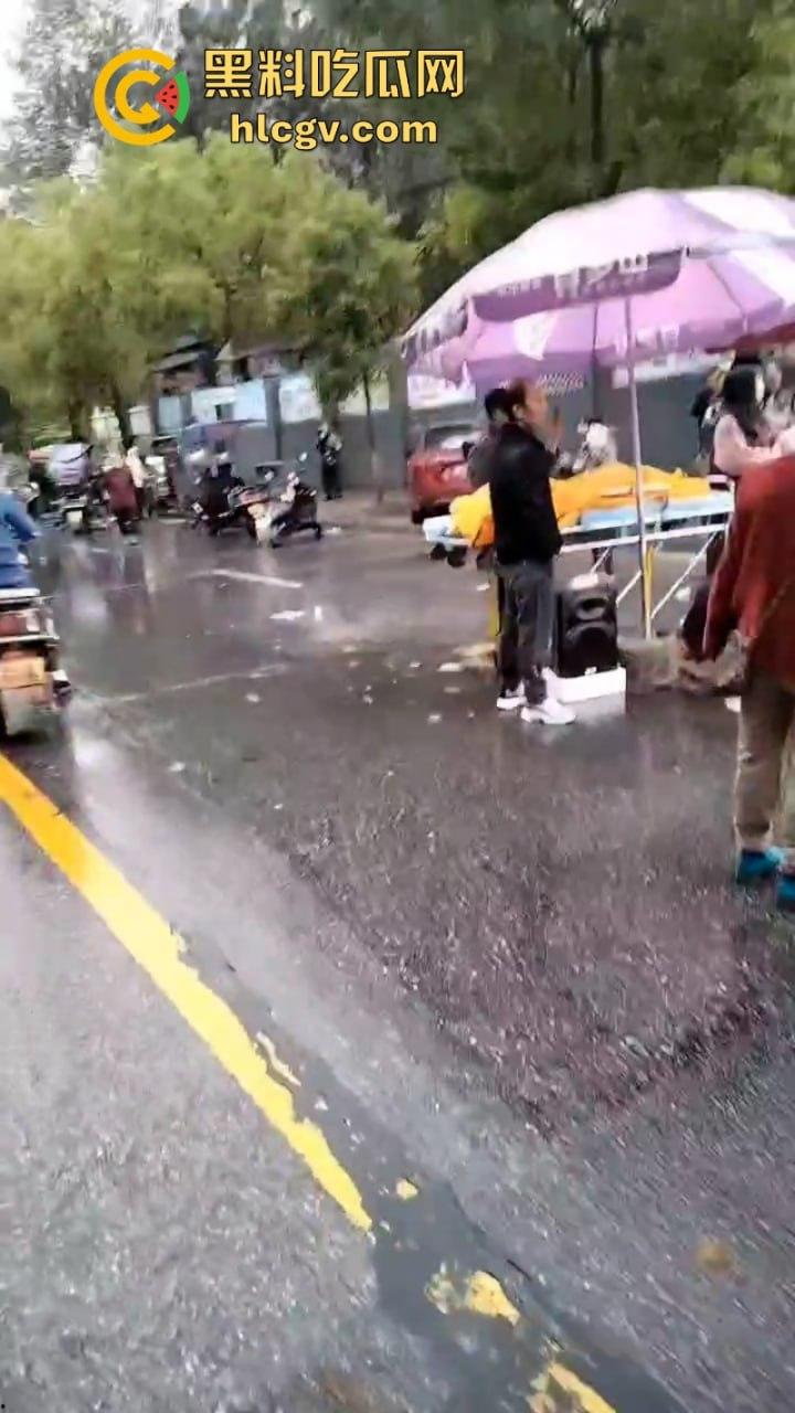 湖南衡阳又现深井吃人!工地拿纸皮当井盖 小学生坠井身亡!-7