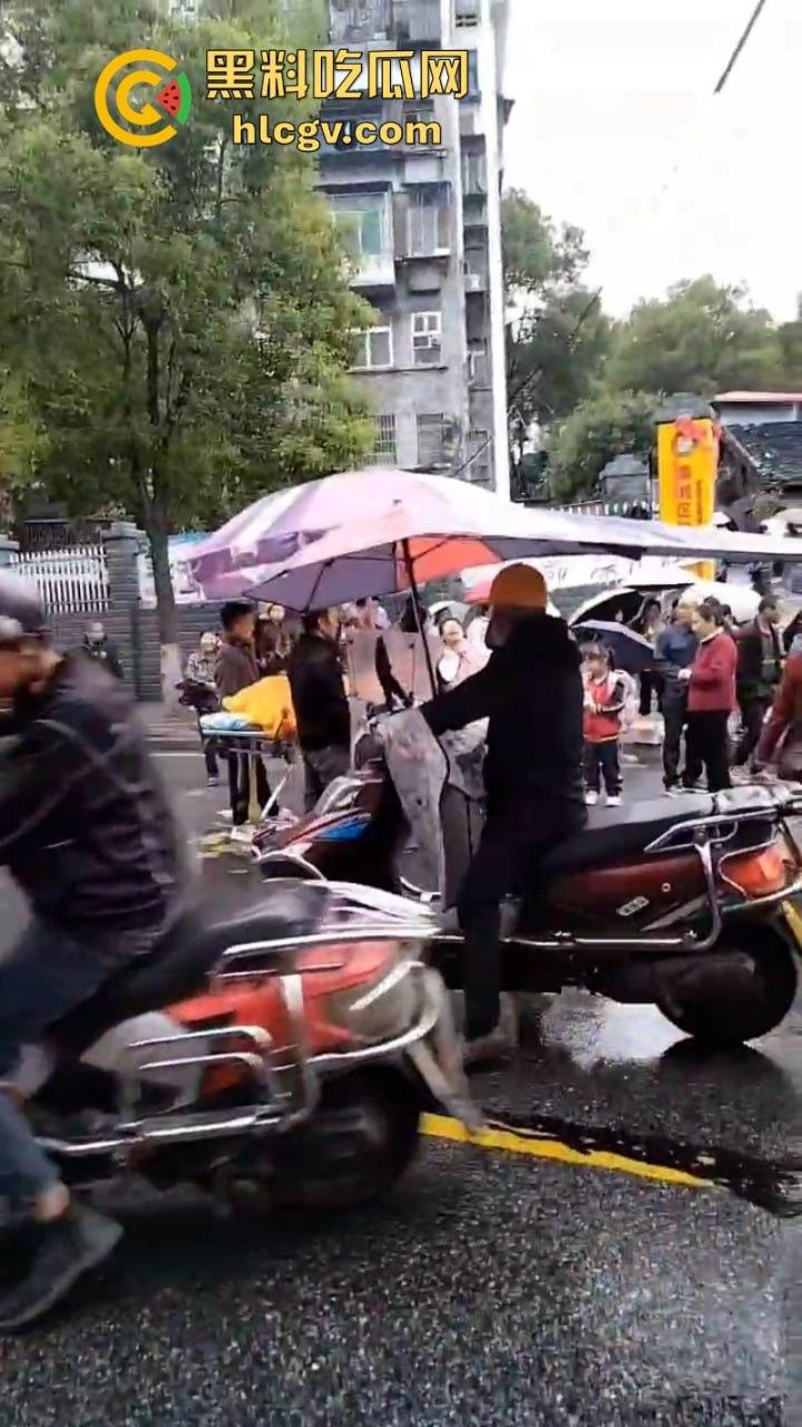 湖南衡阳又现深井吃人!工地拿纸皮当井盖 小学生坠井身亡!-9