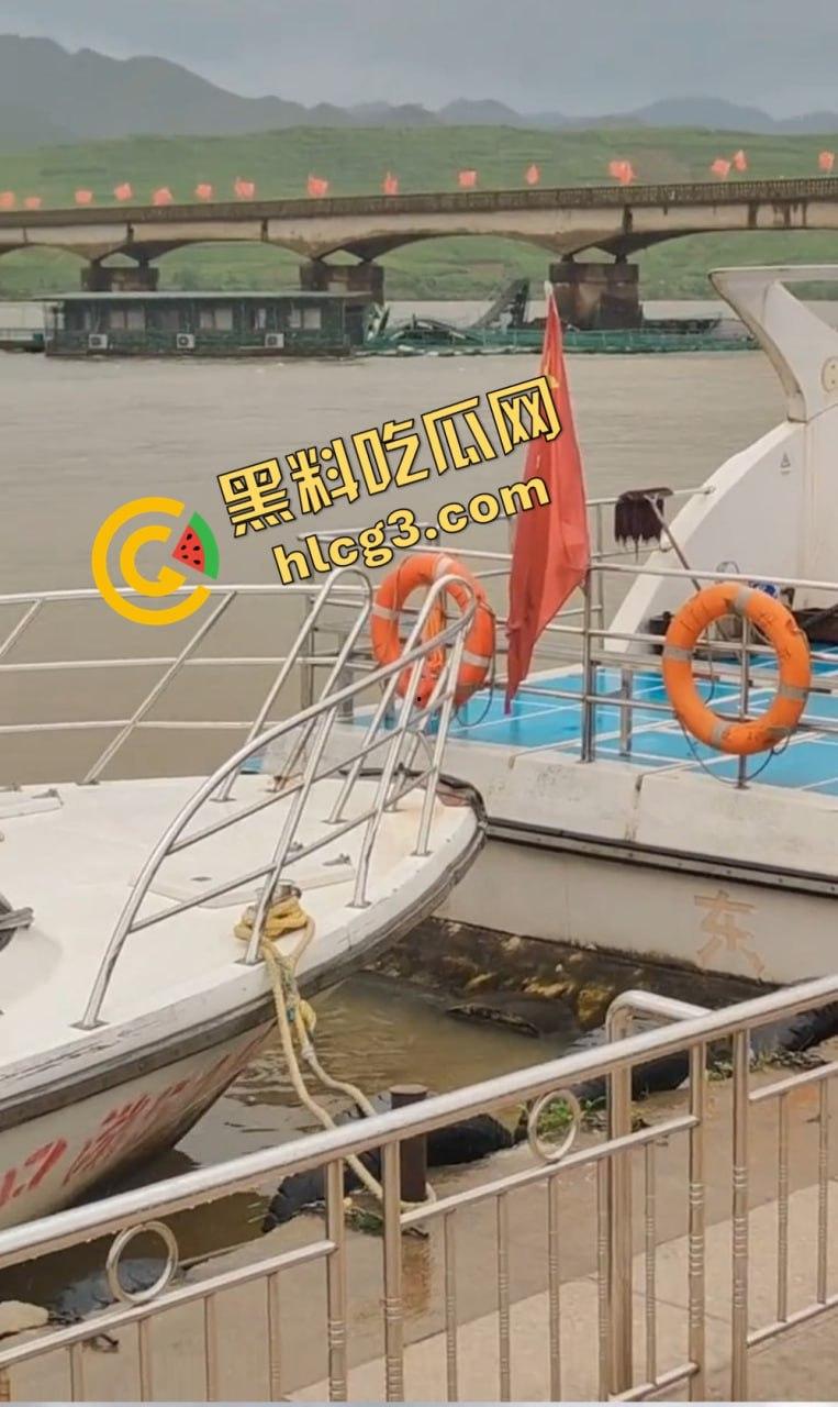 丹东鸭绿江告急！中朝两国放水泄洪，跨国大水灾一夜吞没整个边境-4